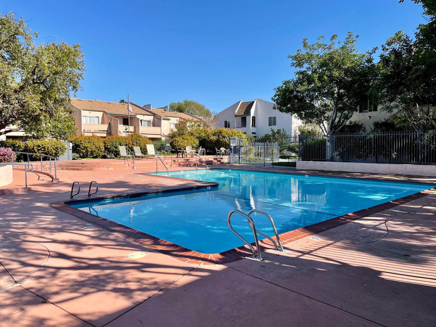 San Diego Condo: 3250 Ashford Street #I