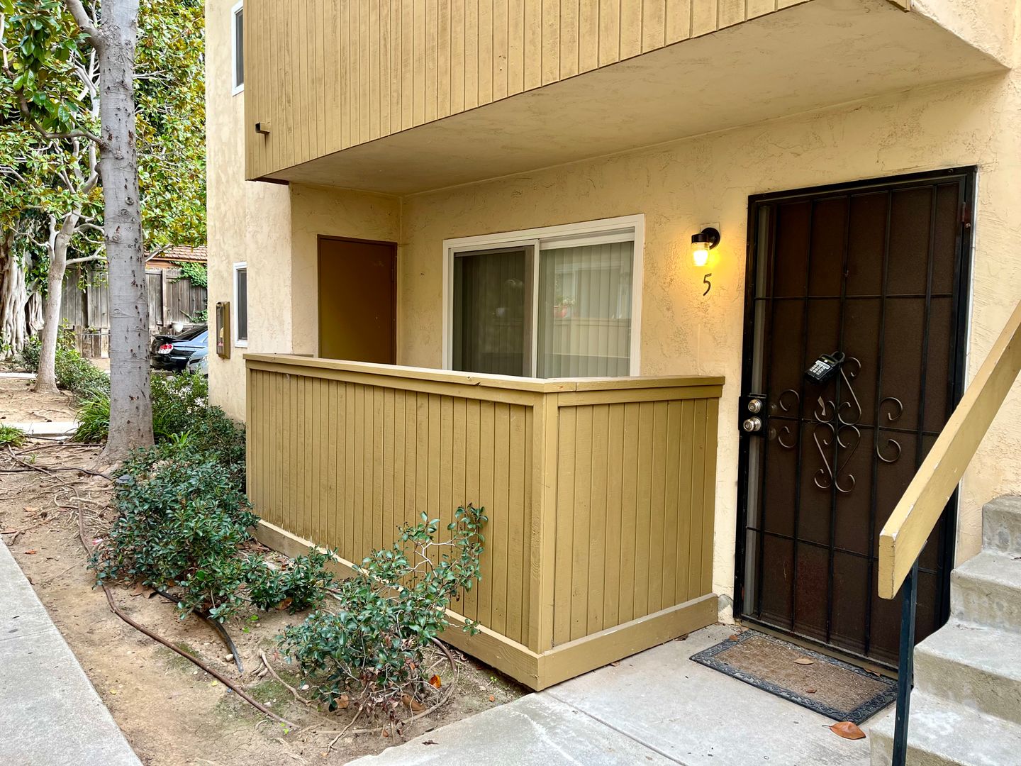 San Diego Apartment: 2030 Cypress Avenue