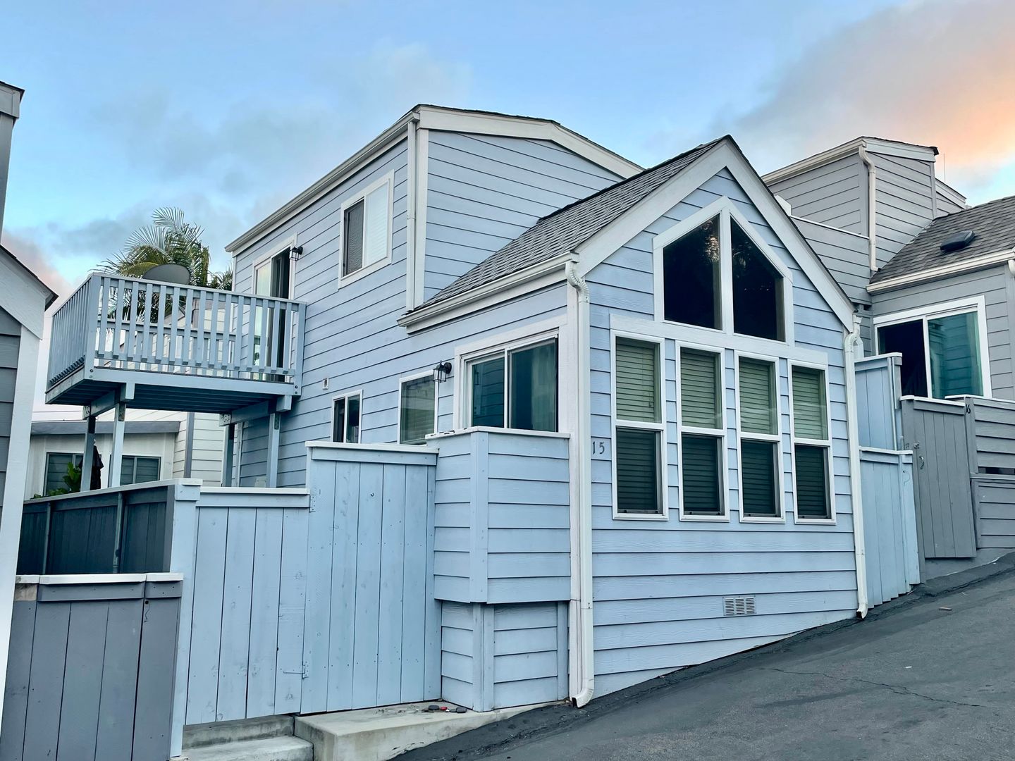 Encinitas Apartment: 1624 N Coast Hwy 101