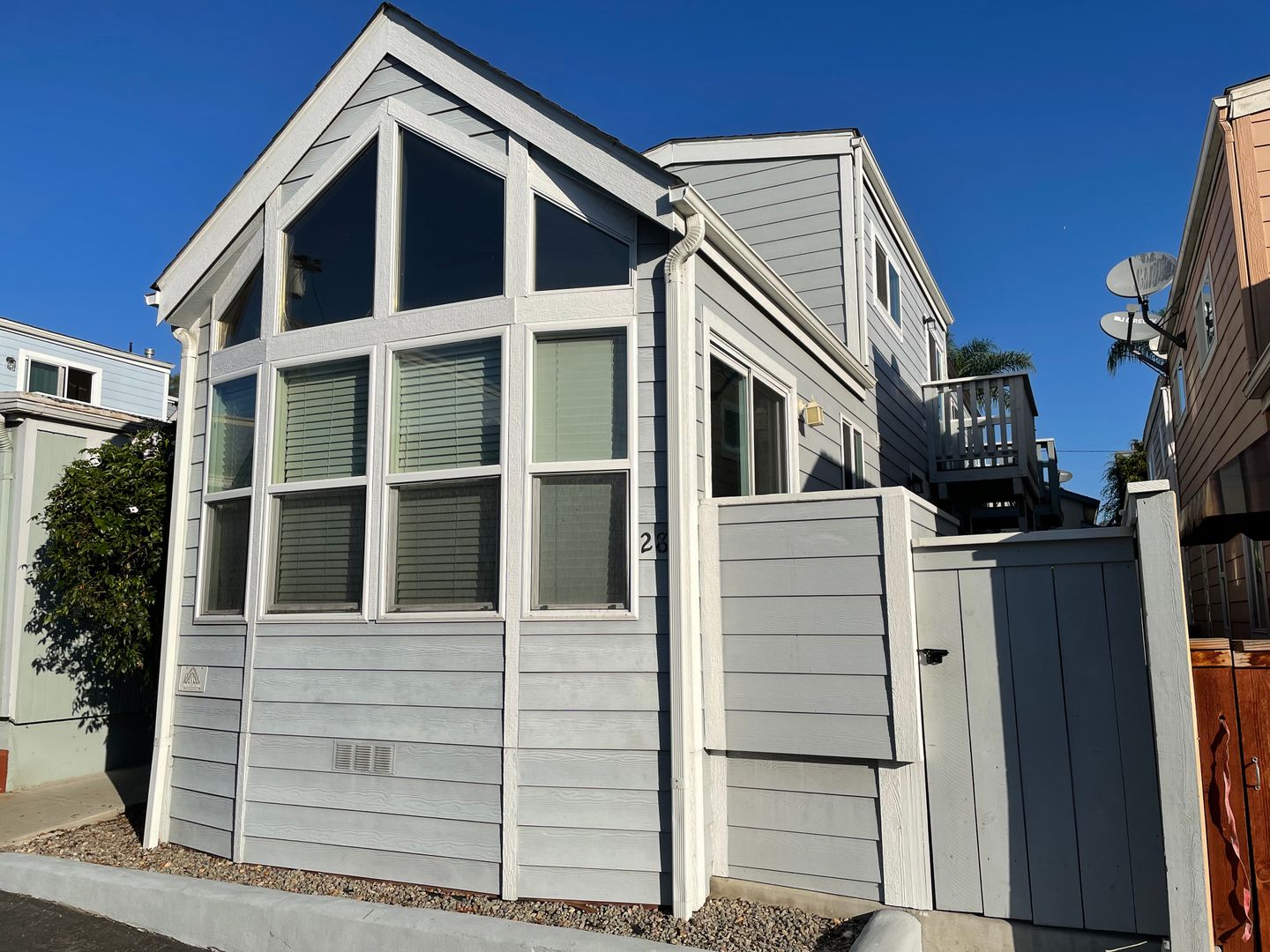 Encinitas Apartment: 1624 N Coast Hwy 101