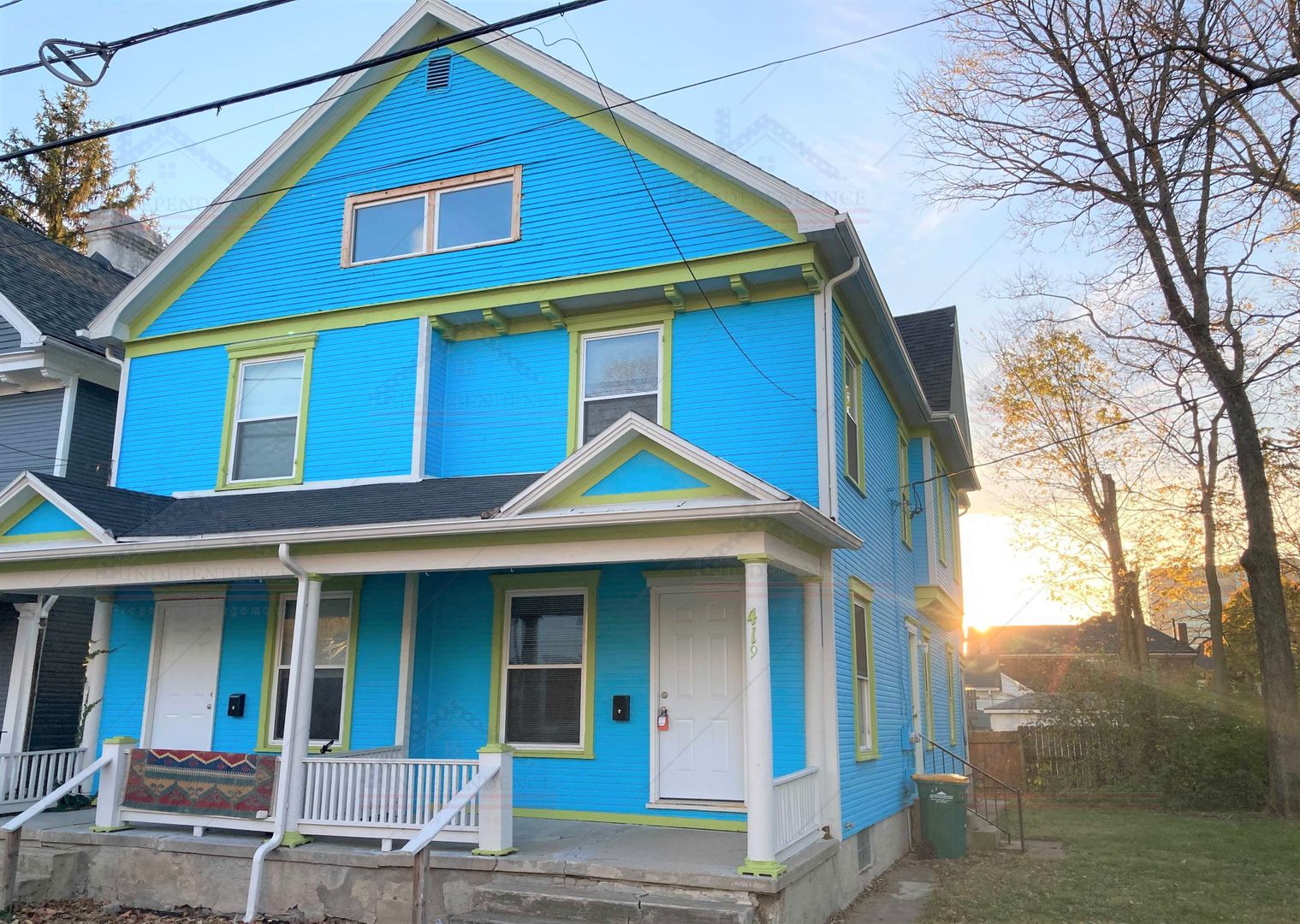 Dayton Apartment: 419 - 421 Alberta St