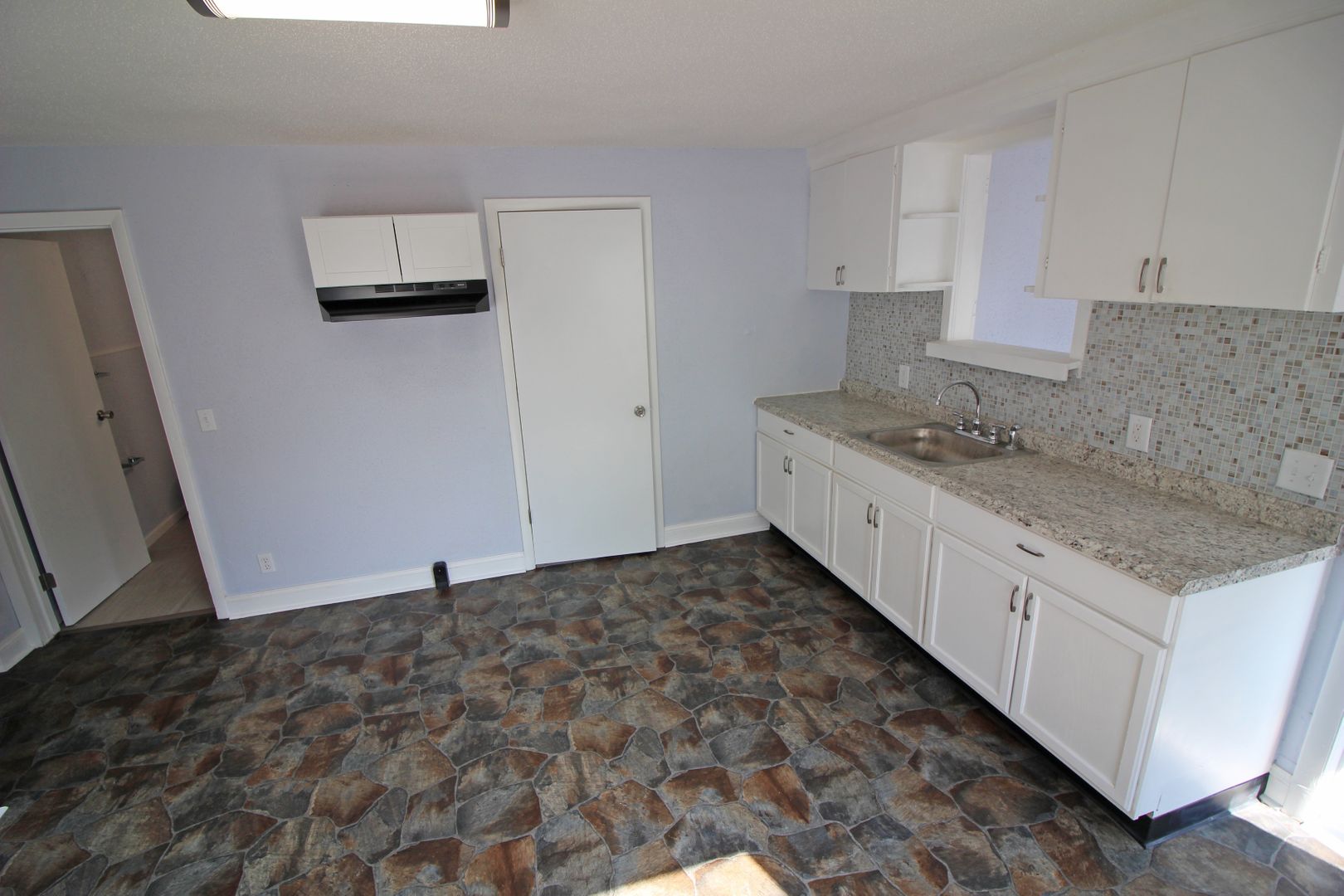 Dayton Apartment: 78 Notre Dame Avenue