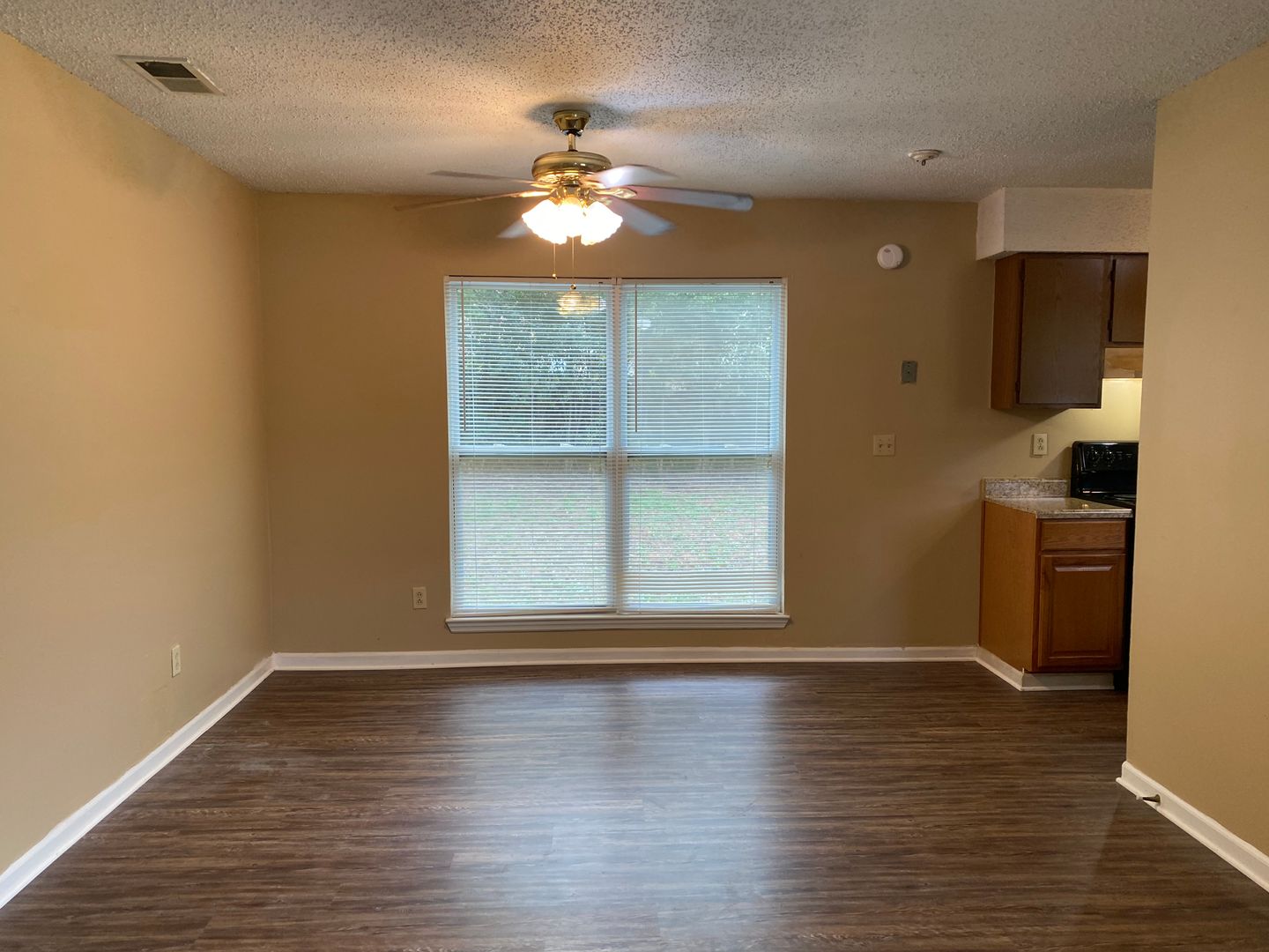 Madison Apartment: 124 Westscott Drive