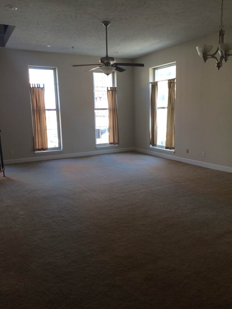 Muncie Apartment: 200 S Walnut