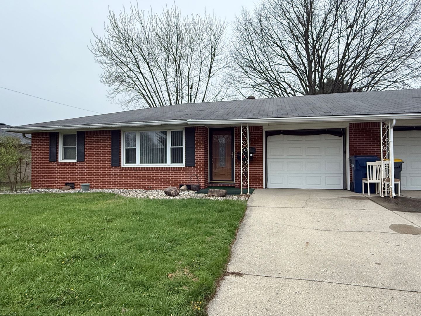 Anderson Apartment: 712 Mellen Dr