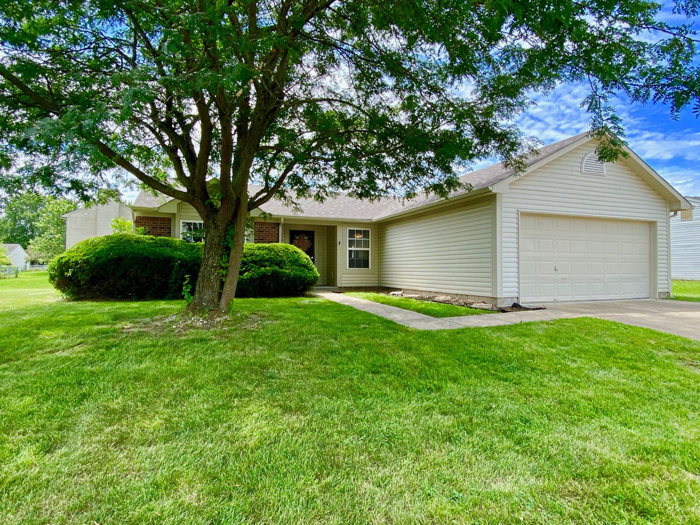 Indianapolis House: 10153 Arapahoe Dr.