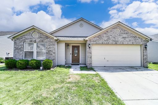 Beautiful 3-Bedroom Home in Fishers – photo 1