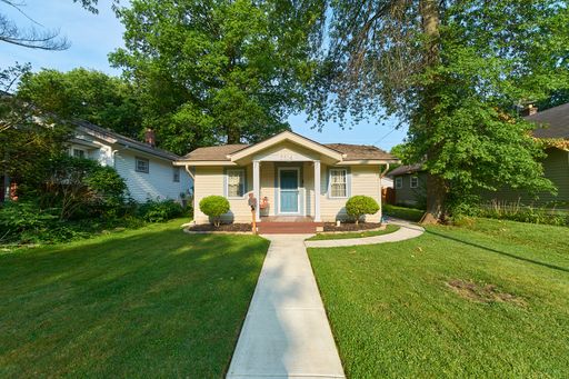 Charming 2 Bed Bungalow in Great SoBro Location! – photo 1