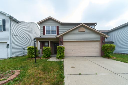 Sweet 3 Bedroom 2.5 Bath in Popular Maple Grove Estates – photo 1