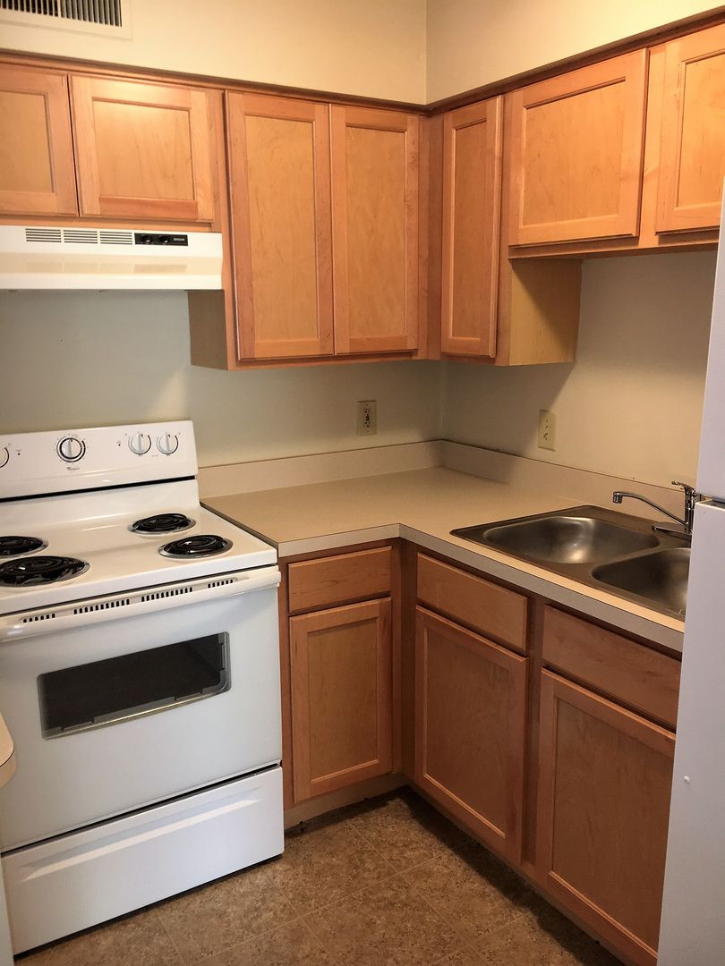 4086 Karl Rd. Apt. C10, Columbus, OH 43224