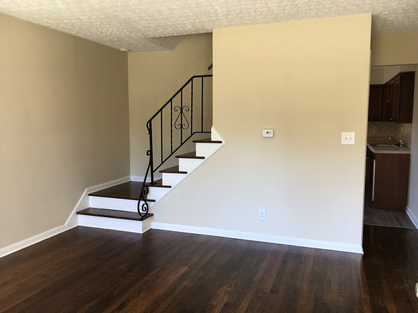 Columbus Apartment: 3201-3205 Norwood St.