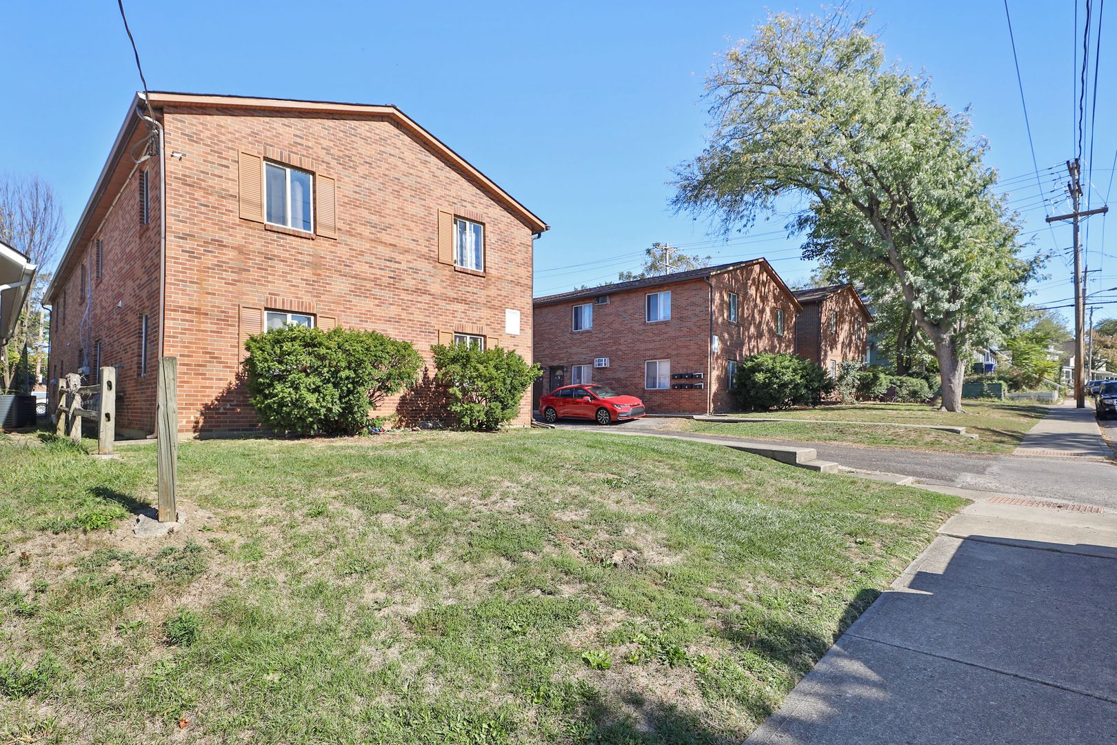 Columbus Apartment: 184-194 Duncan St.