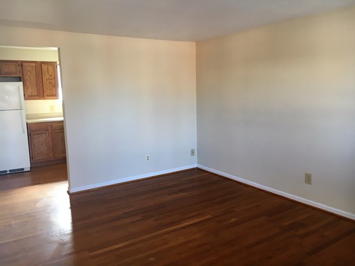 **1-BEDROOM FLAT JUST NORTH OF OSU CAMPUS!!** – photo 1