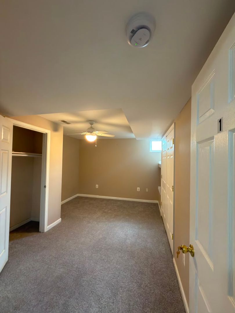 Waldorf Townhome: 12045 Bamburgh Ct  - Basement Room 1