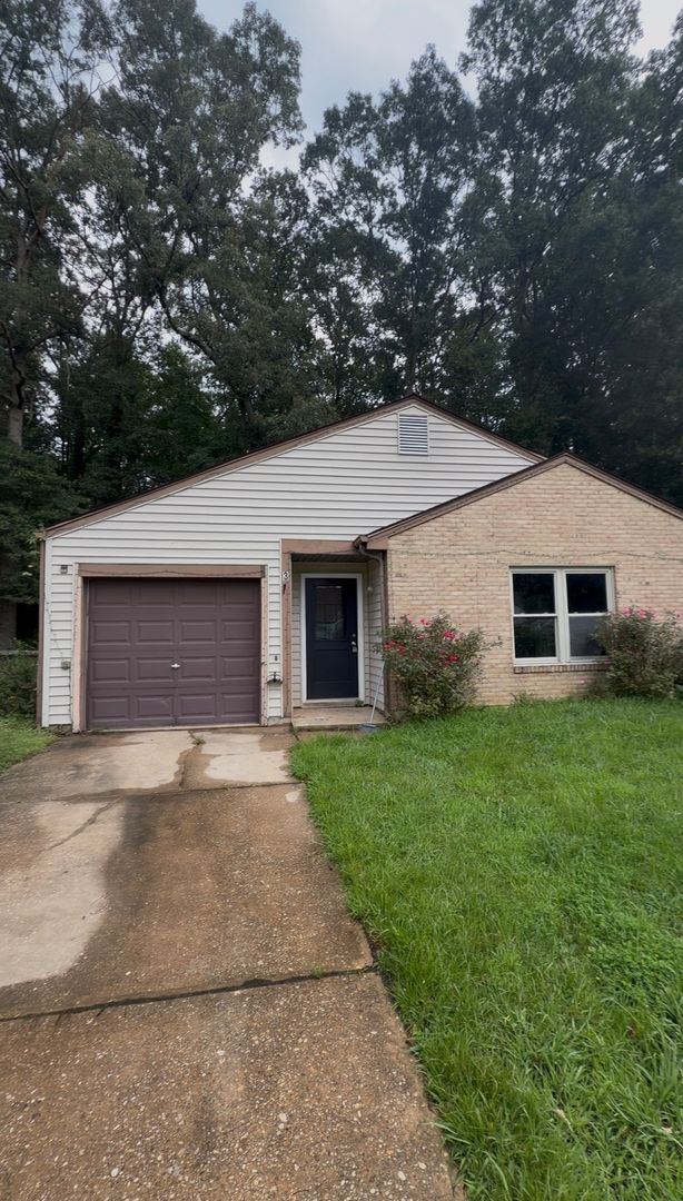 Edgewood Townhome: 3 Lasonia Ct