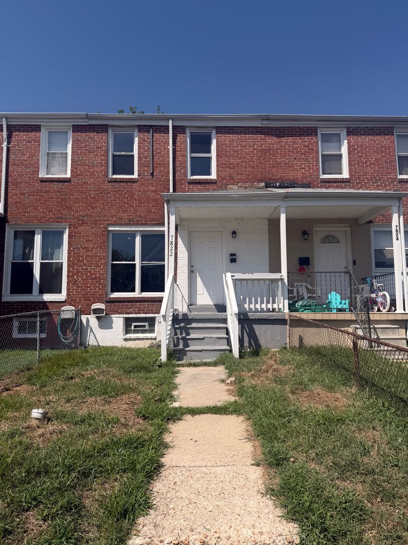 Dundalk Townhome: 7822 St Fabian Ln