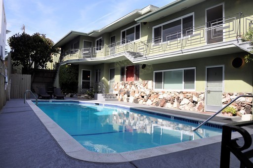 Charming 1 Bed 1 Bath in the Heart of Los Feliz – photo 1