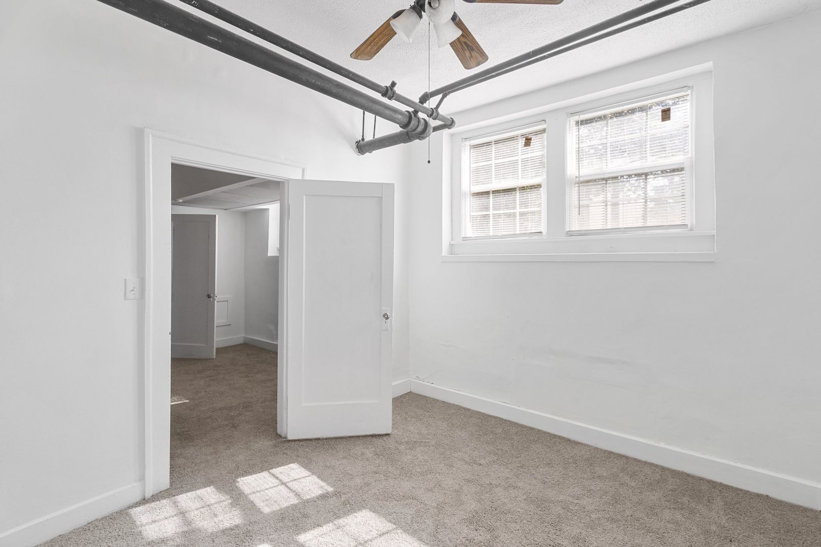 Indianapolis Apartment: 5730 E Washington