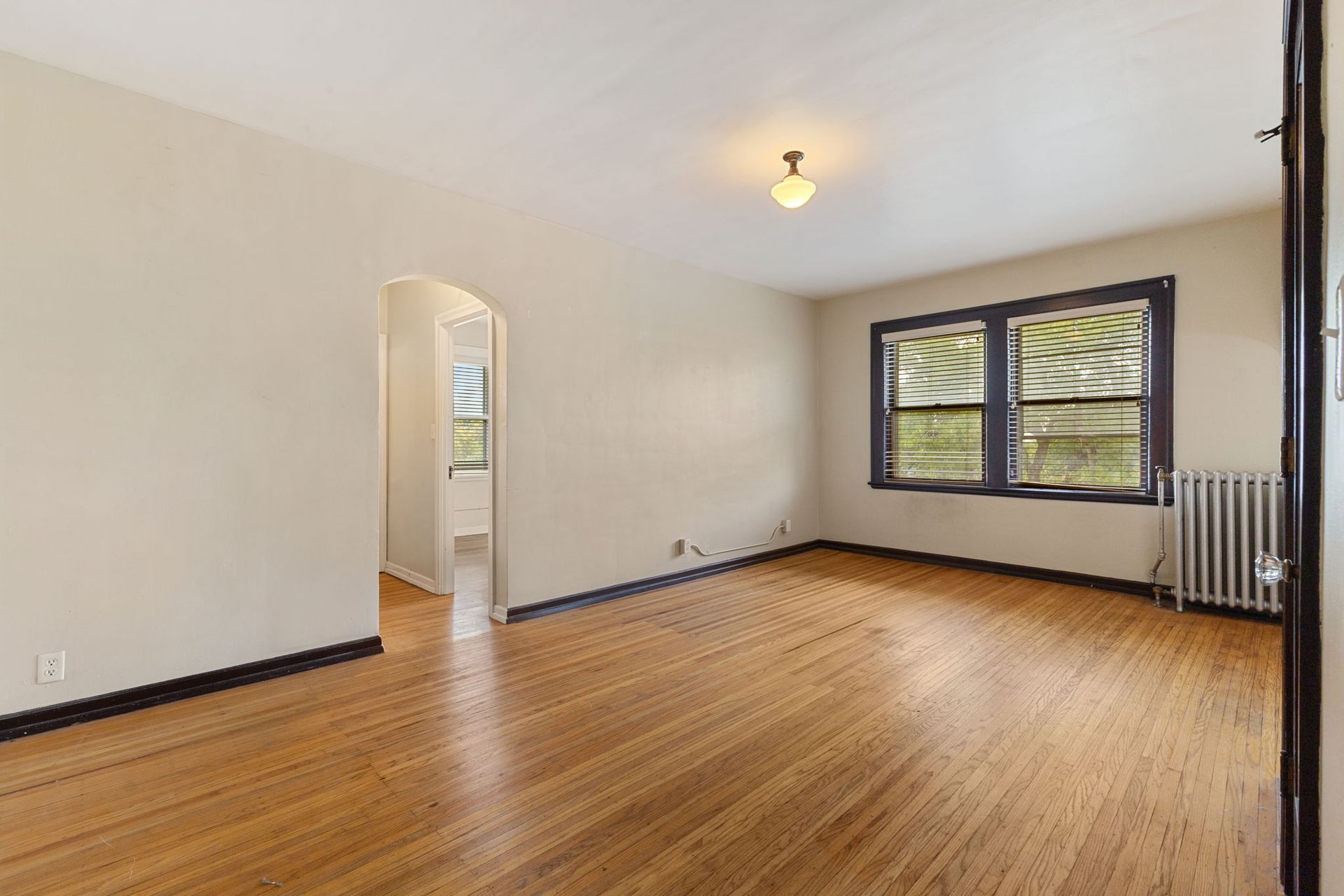 Indianapolis Apartment: 5230 E Washington Street