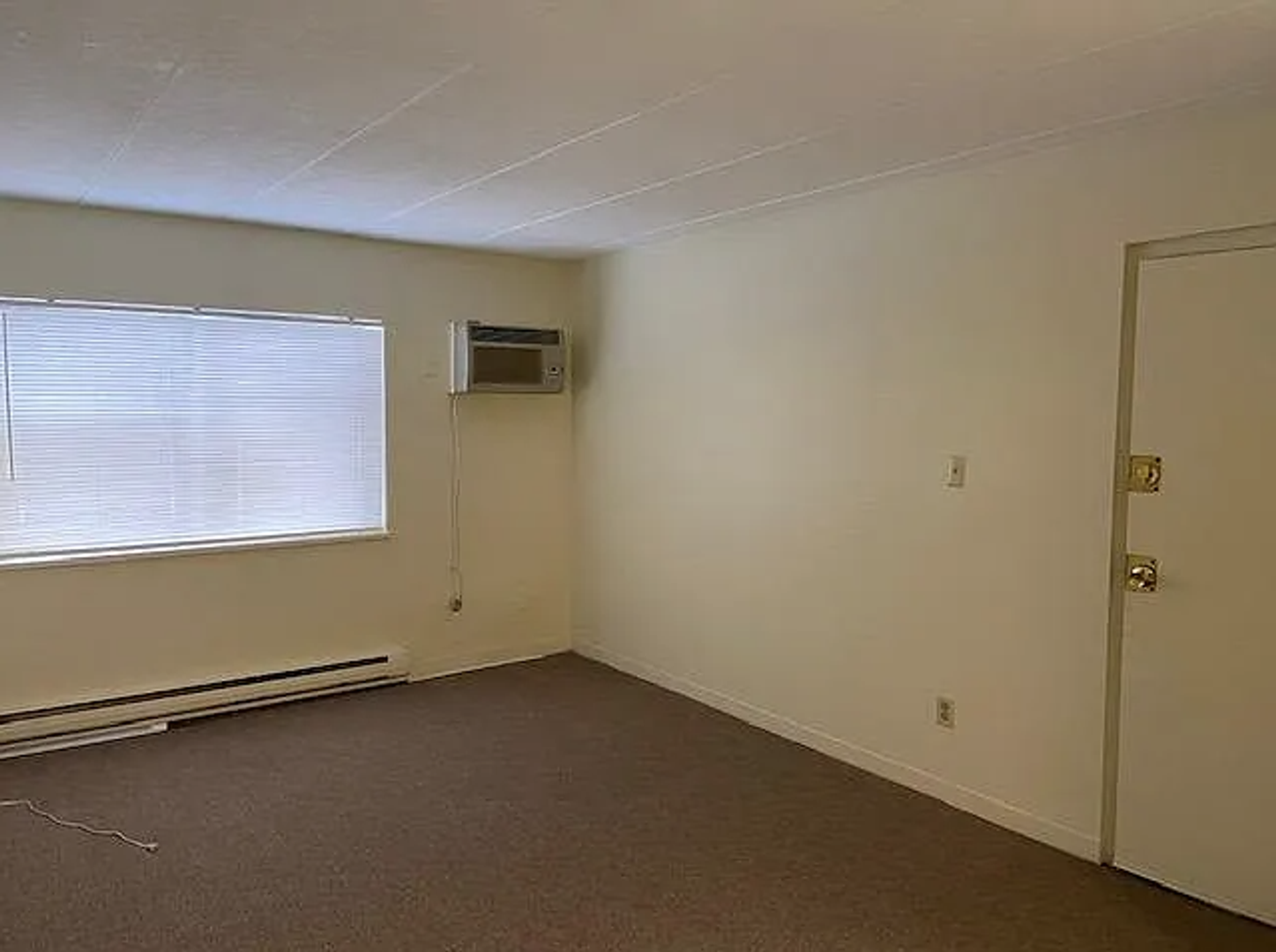 Framingham Apartment: 45 Leland Street