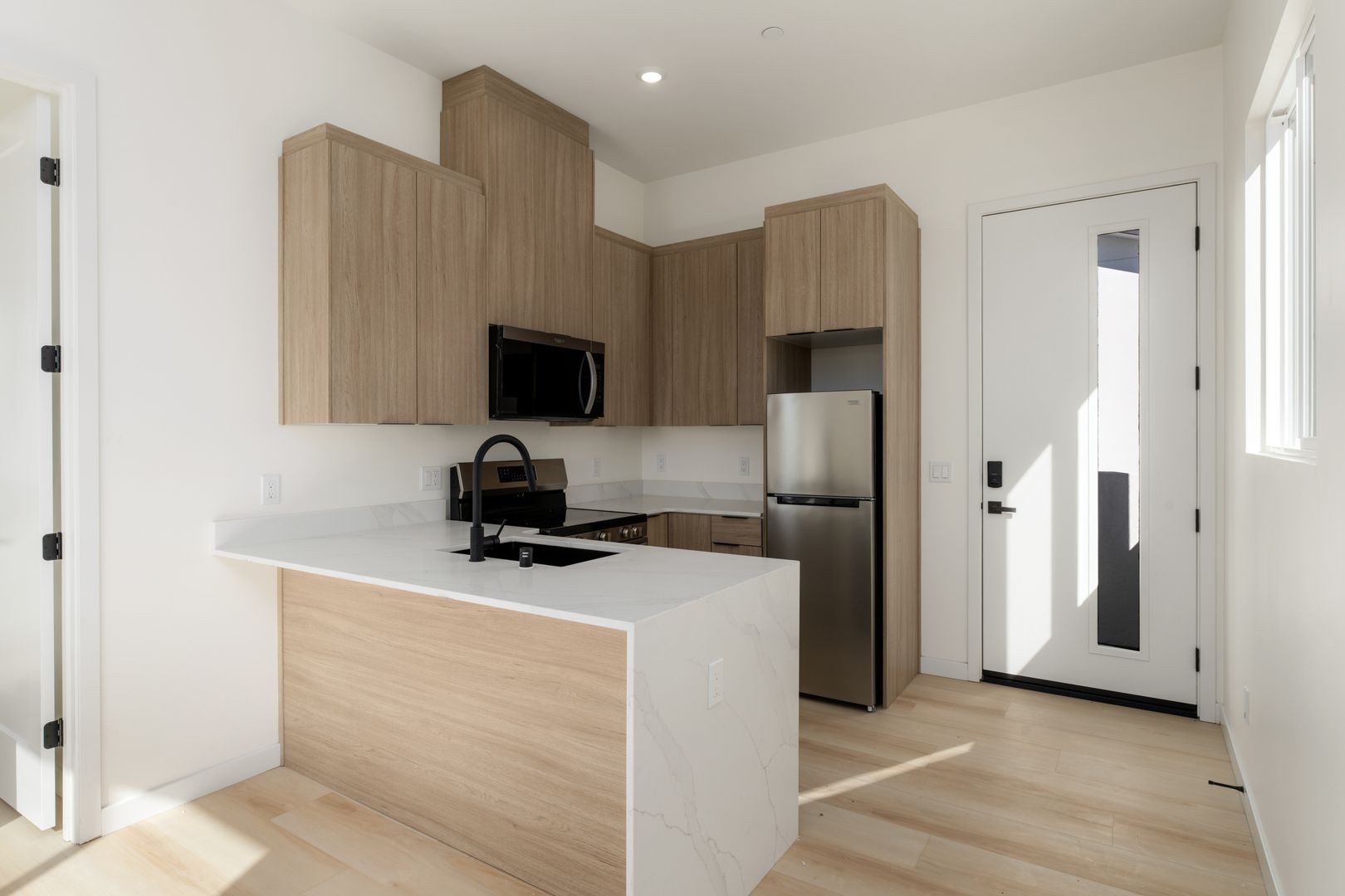 San Diego Apartment: 4603 - 4611 Almayo Ave.