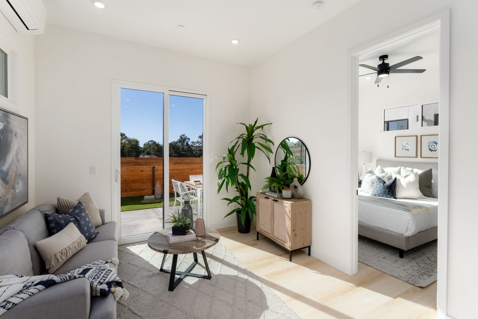 San Diego Apartment: 4603 - 4611 Almayo Ave.