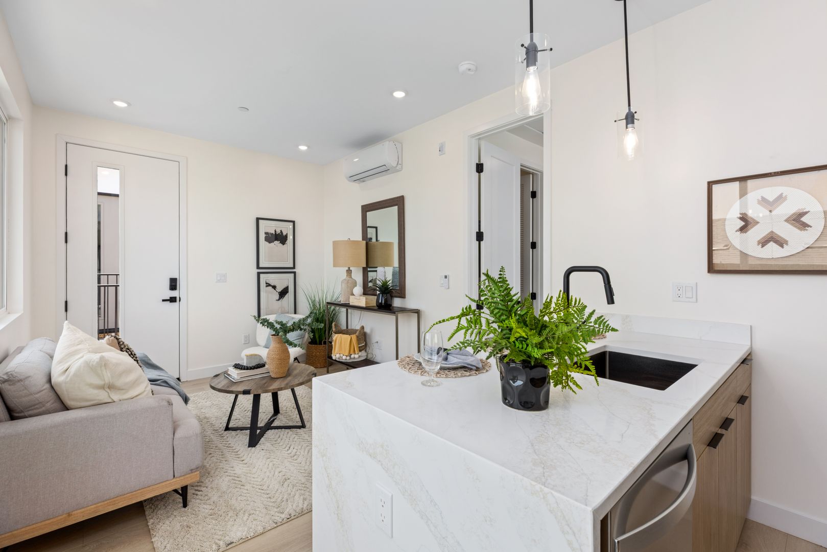 San Diego Apartment: 3873-81 Boren St