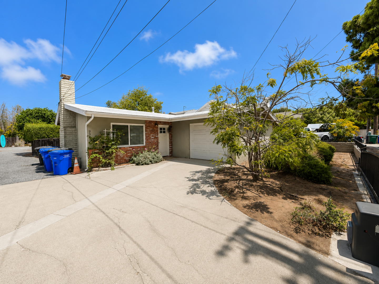 Carlsbad Apartment: 996-998 Pine Ave