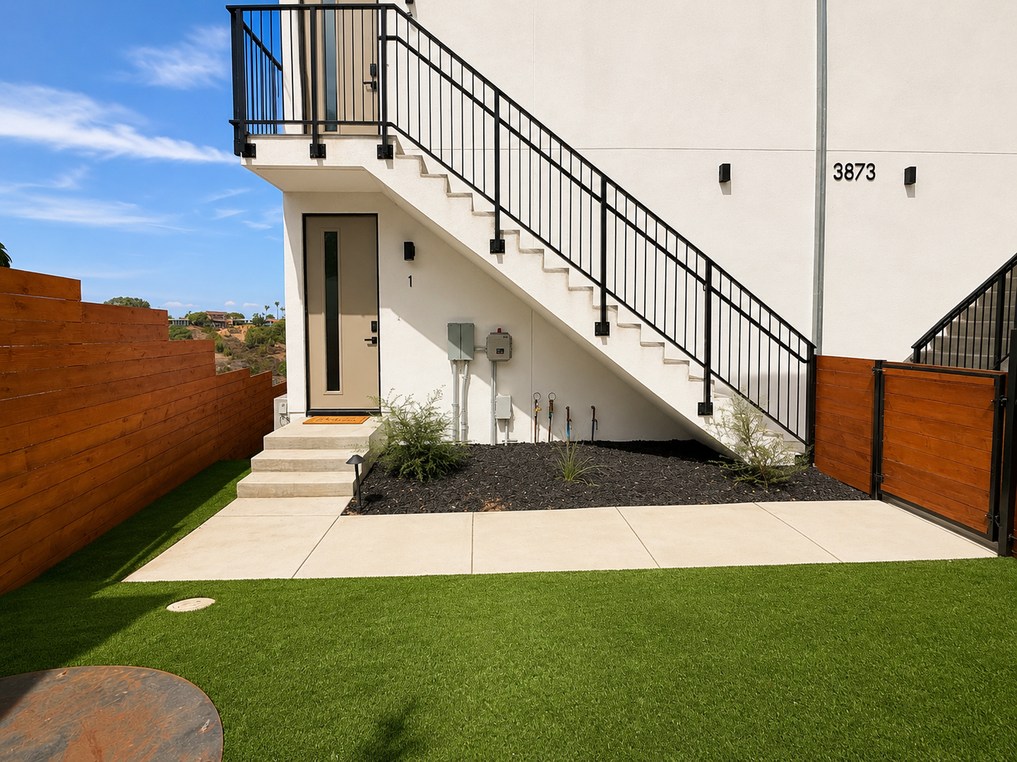 San Diego Apartment: 3873-81 Boren St