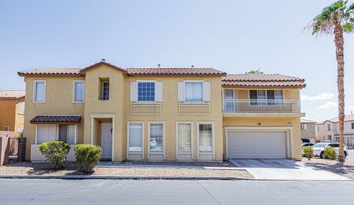 2 Master Suites in a gated community – photo 1