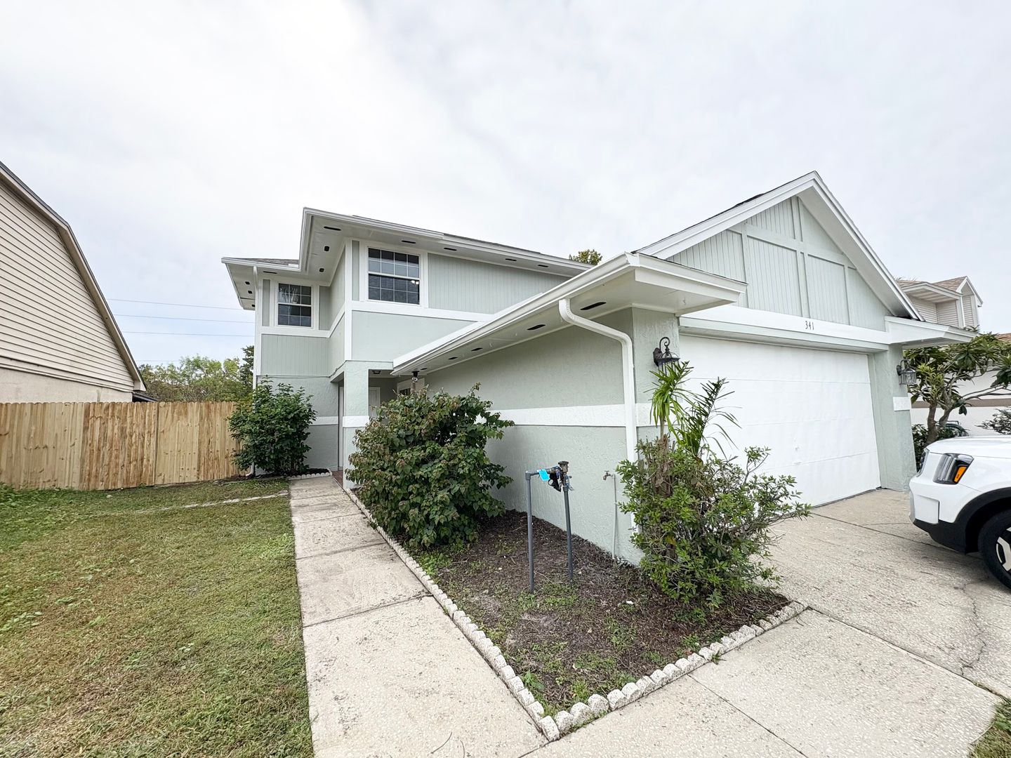 Lake Mary House: 341 Goldstone Pl