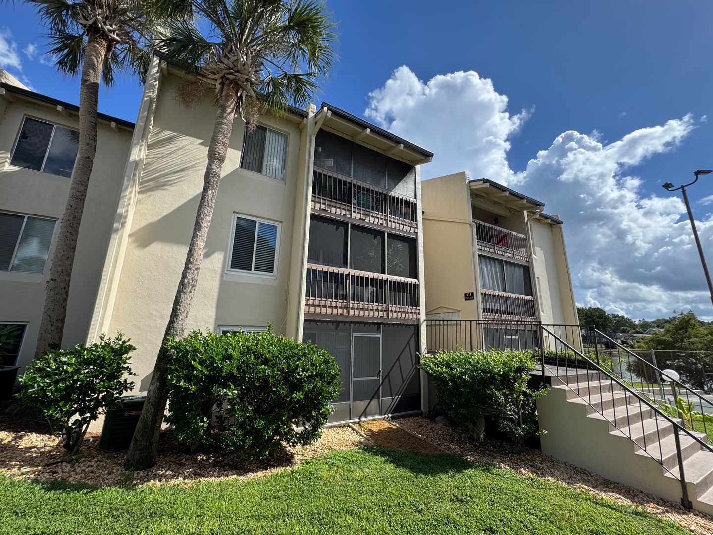 Altamonte Springs Condo: 618 Orange Dr # 208