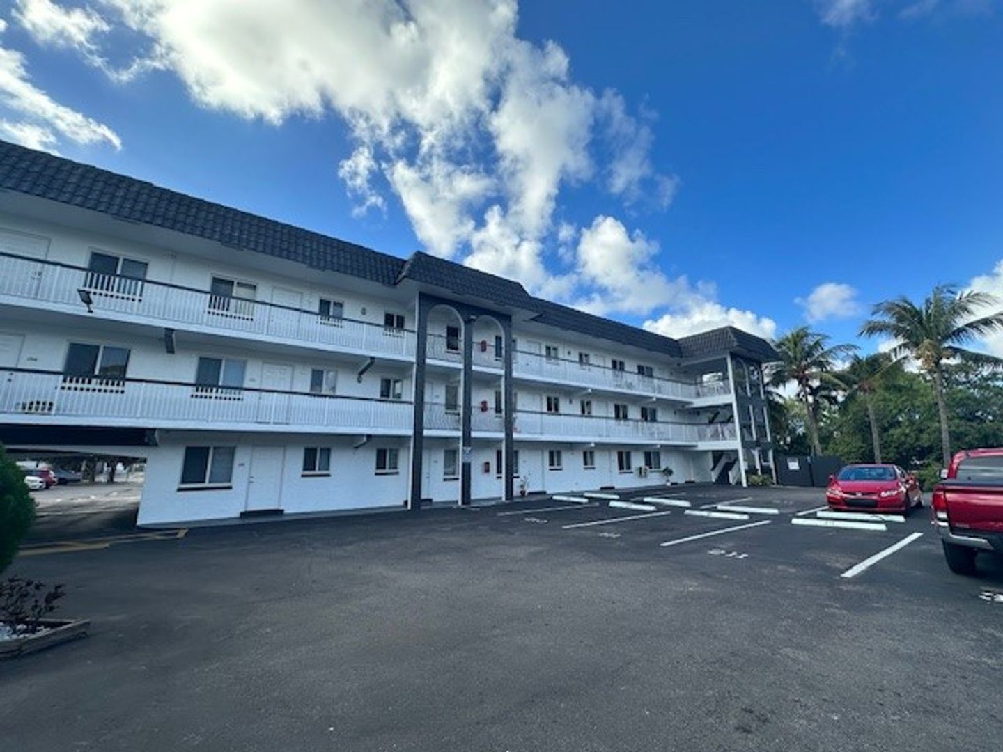 Fort Lauderdale Apartment: 1400 NE 56th Street