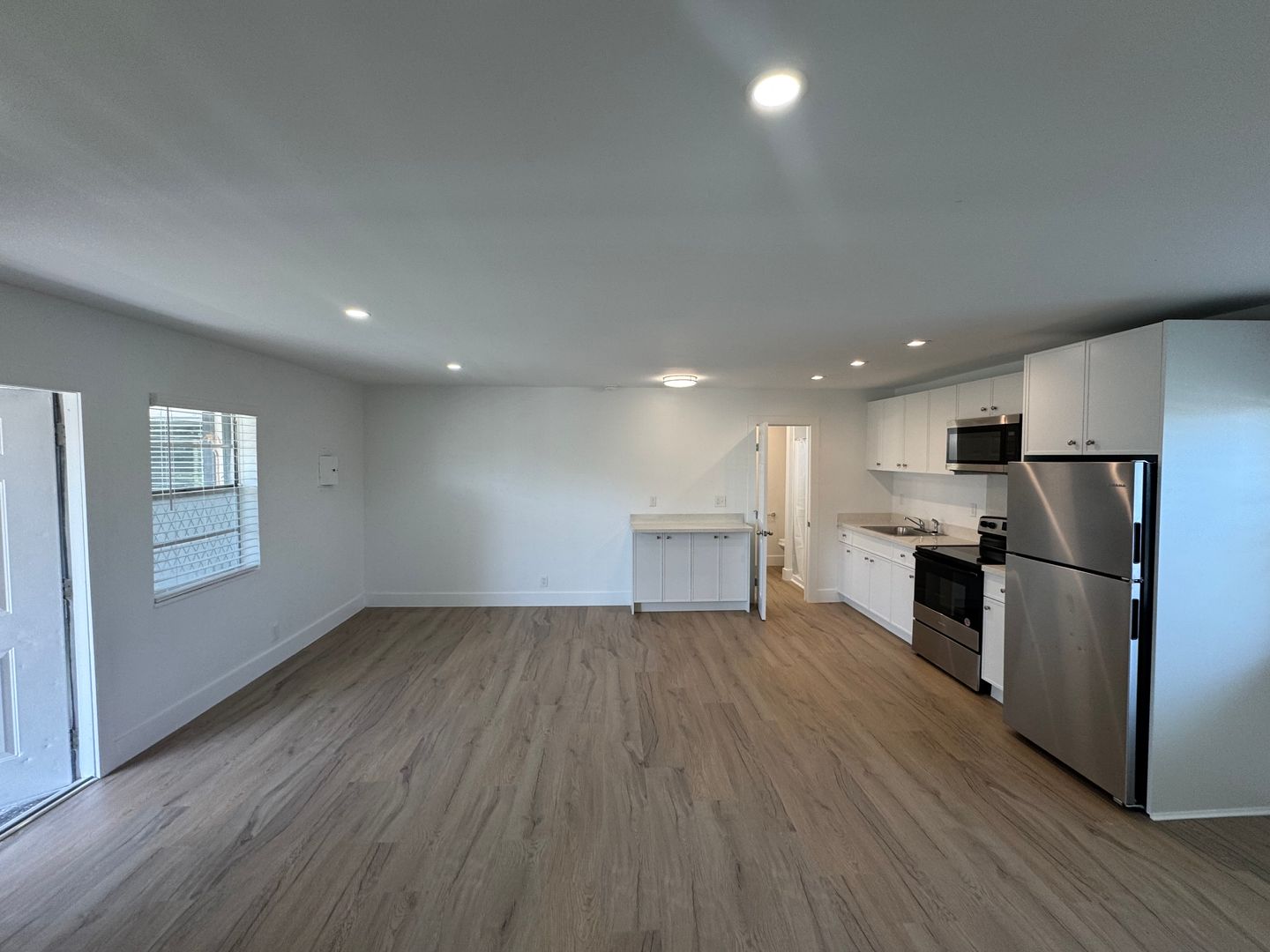 Fort Lauderdale Apartment: 1409-1413 N Dixie Hwy | 899 & 1041-1045 NE 15th Street