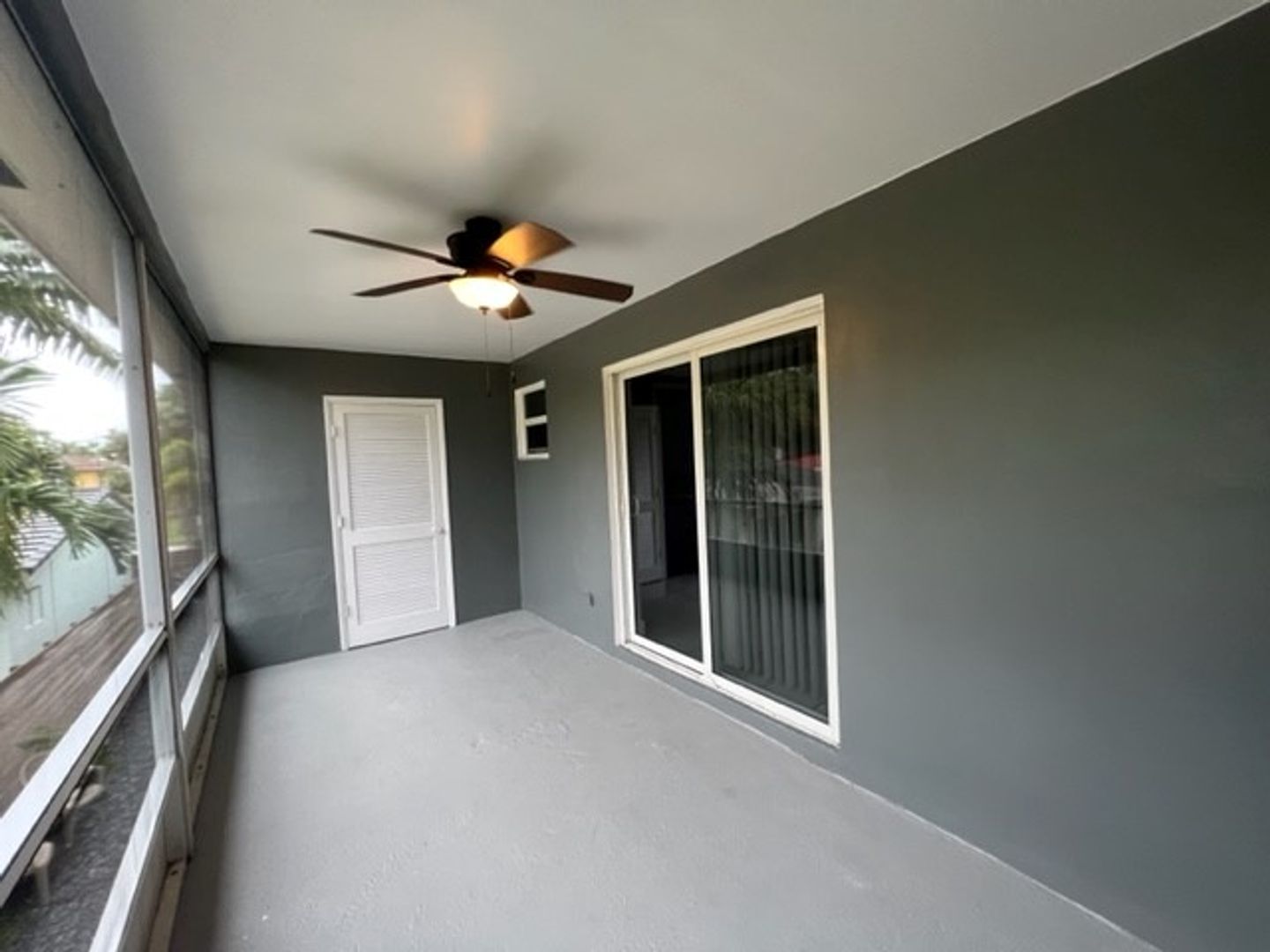 Deerfield Beach Apartment: 110 NE 19th Ave