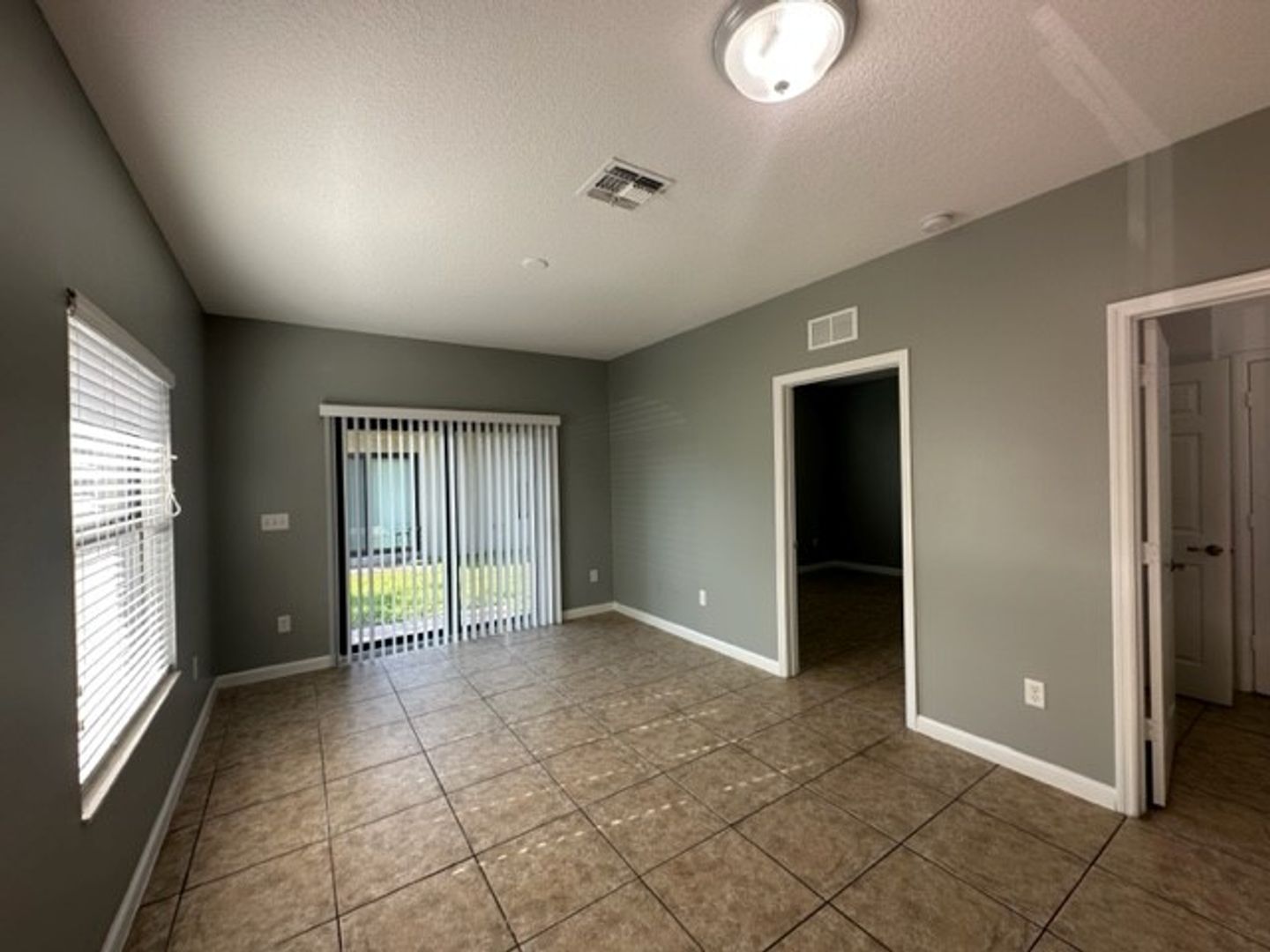 Fort Lauderdale Apartment: 1035 NE 10th Ave