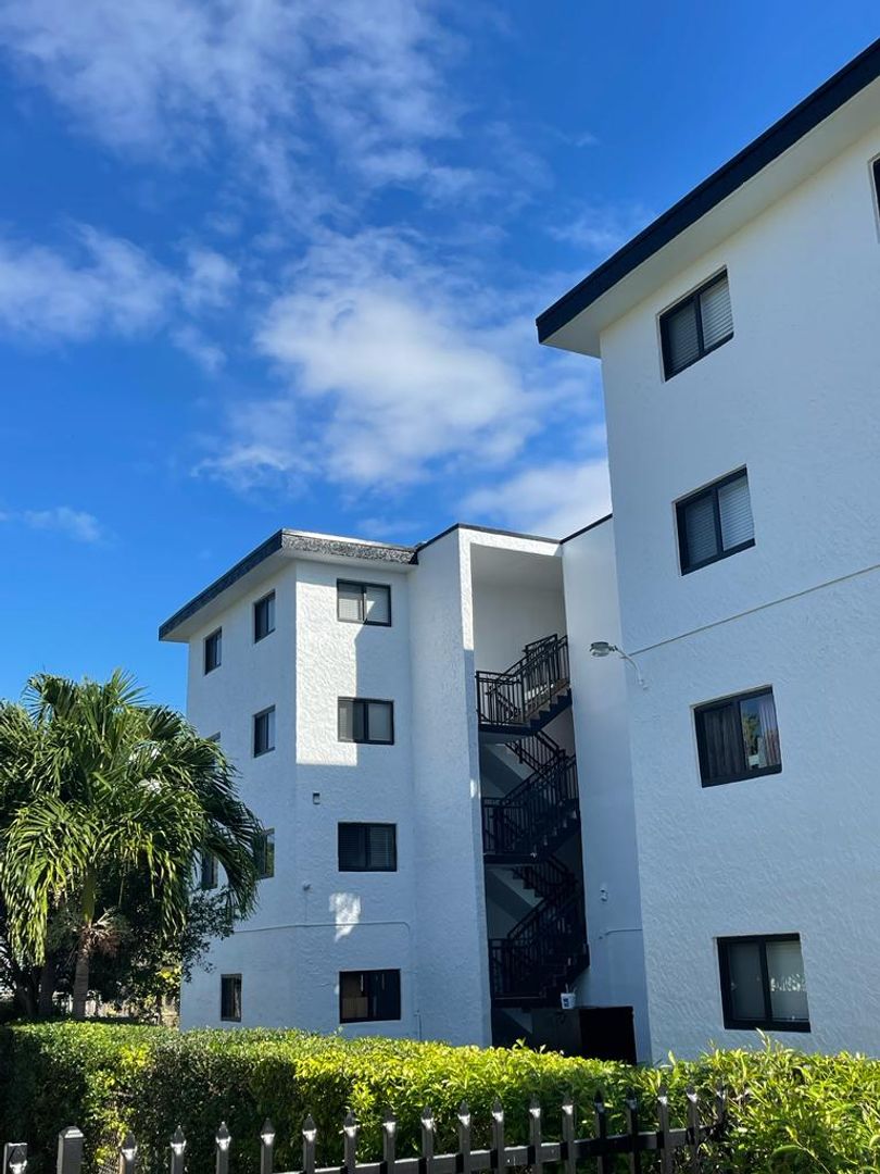 Miami Apartment: 529 SW 4th Street