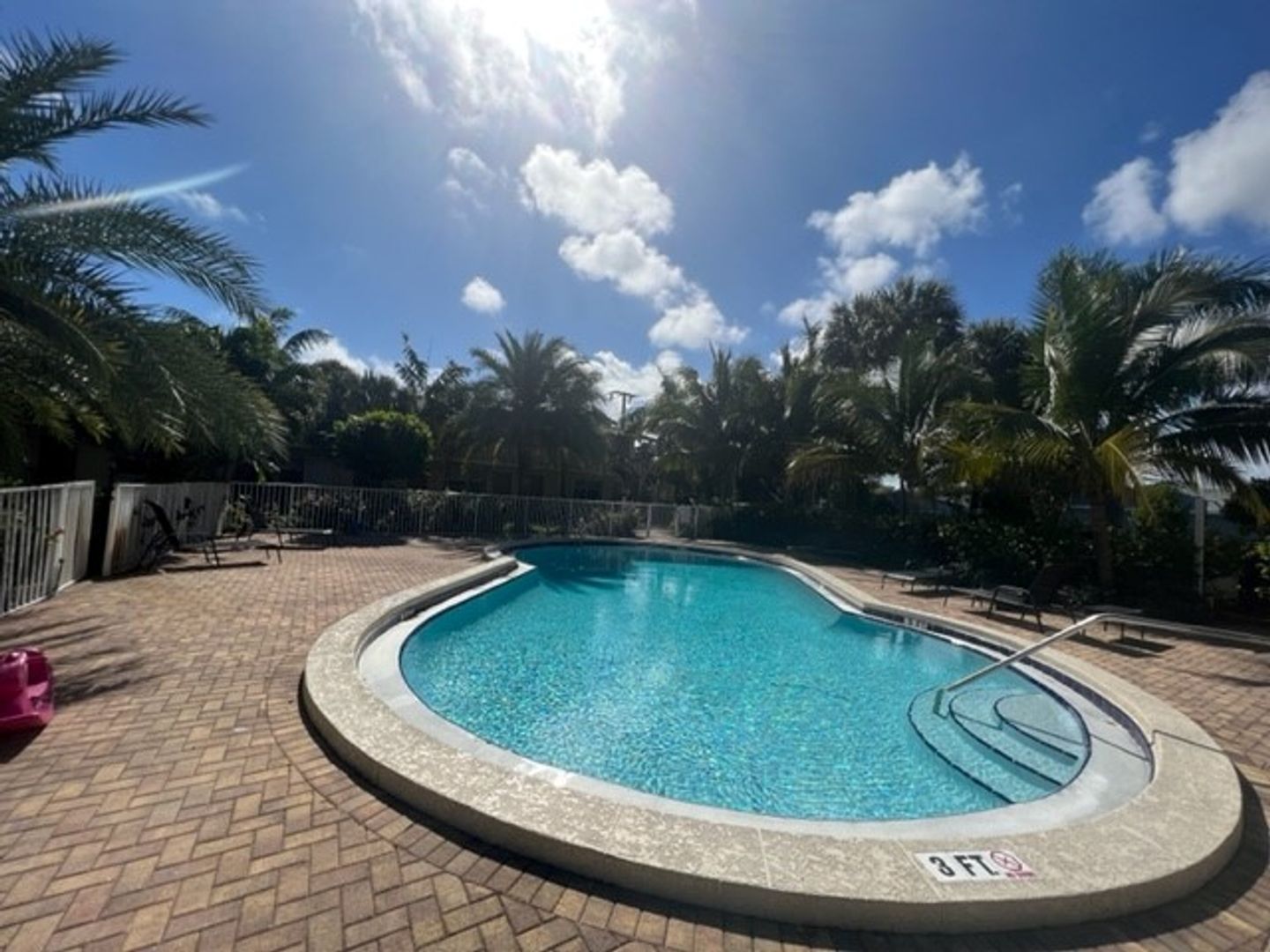 Pompano Beach Apartment: 2900 NE 17th Ave