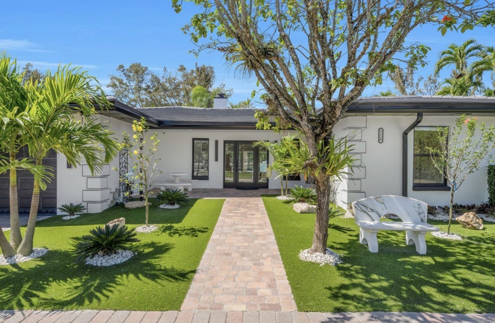 Coral Gables House: 5120 Carillo Street