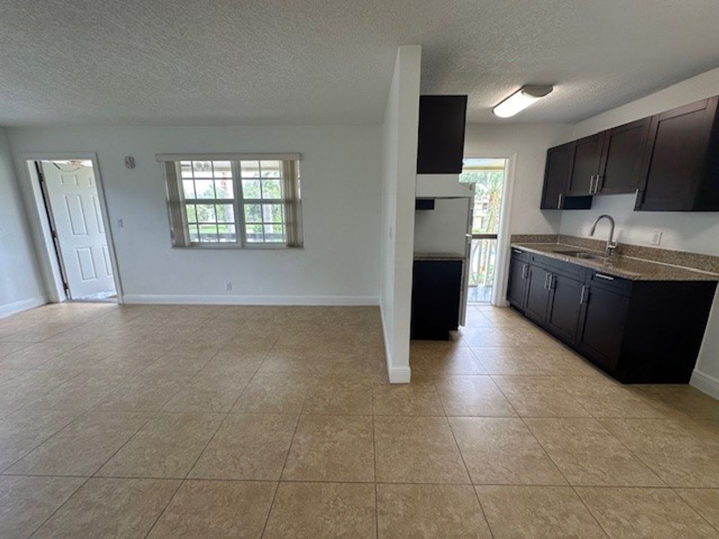 Pompano Beach Apartment: 2900 NE 17th Ave