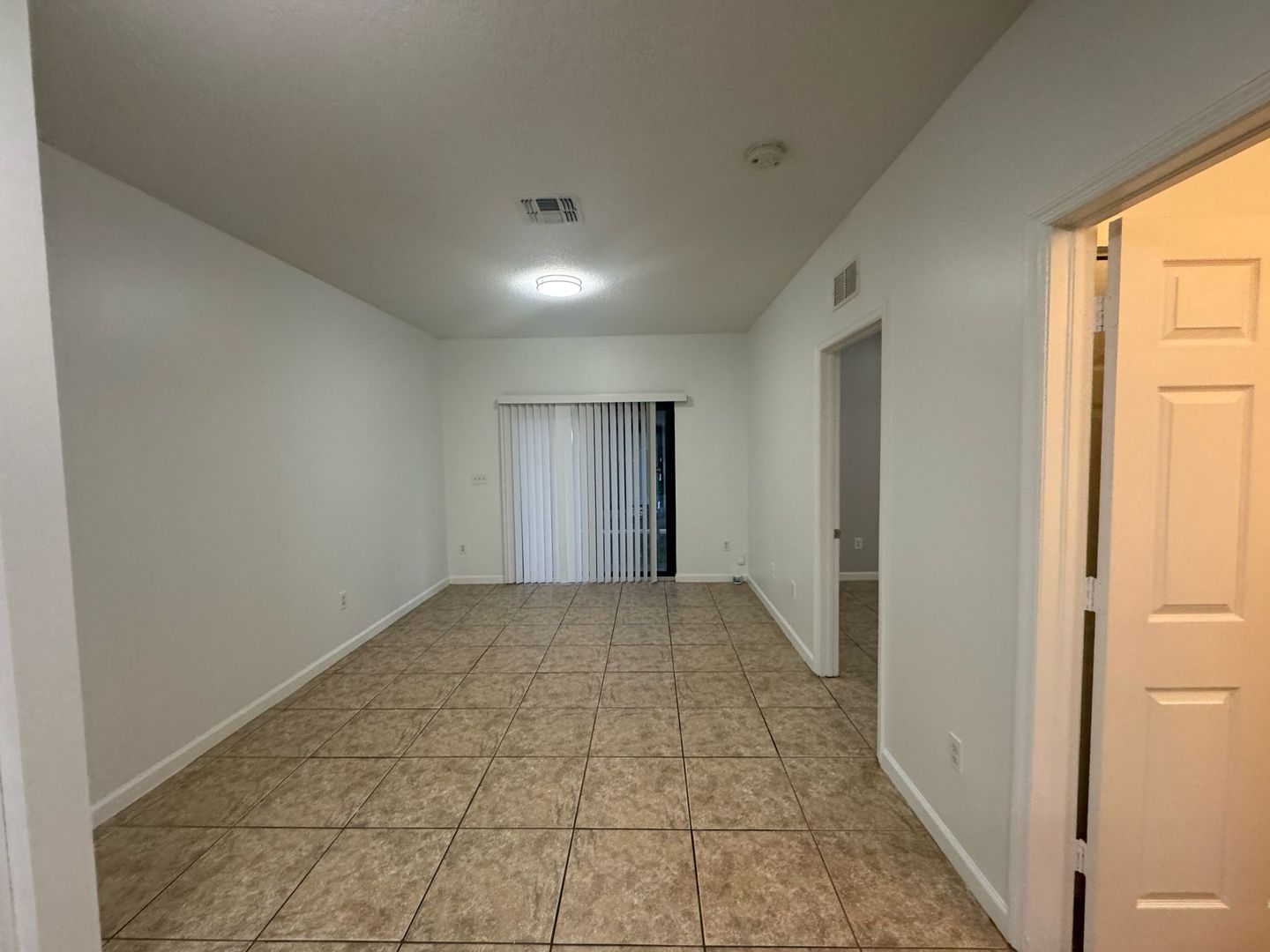 Fort Lauderdale Apartment: 1035 NE 10th Ave