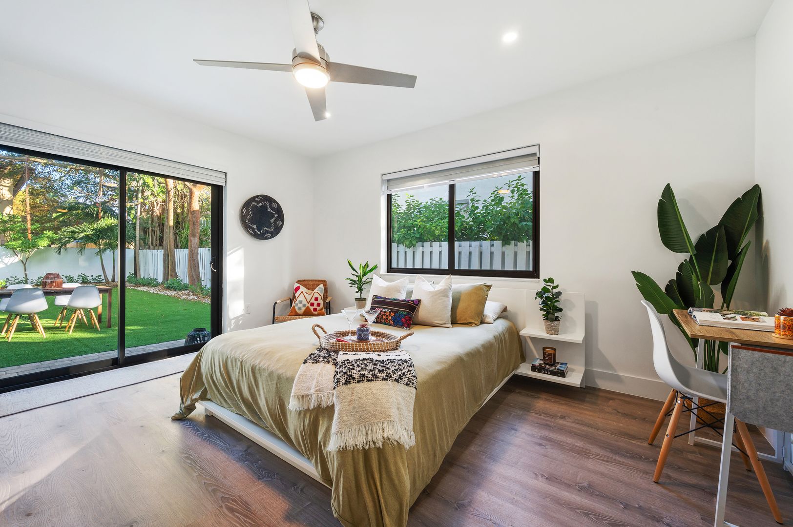 Miami Apartment: 2915-2917 Center Street