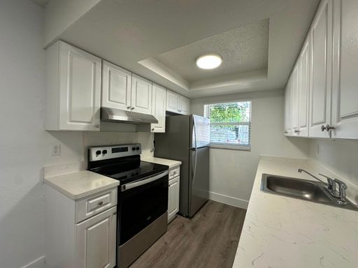 Oakland Apartments – photo 1