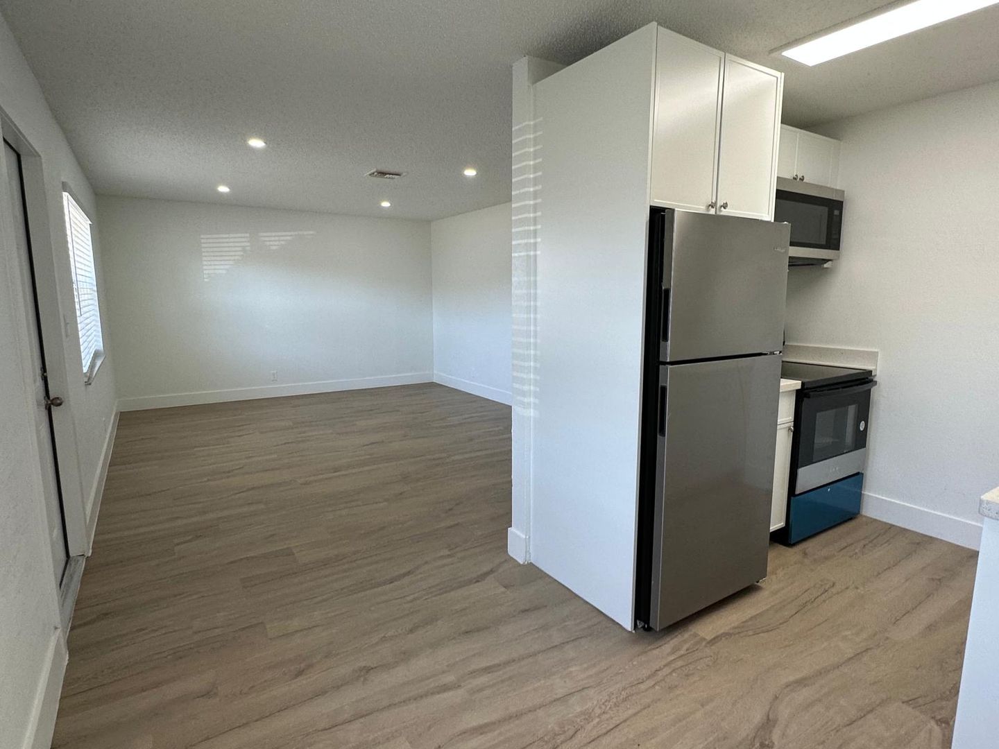 Fort Lauderdale Apartment: 1409-1413 N Dixie Hwy | 899 & 1041-1045 NE 15th Street