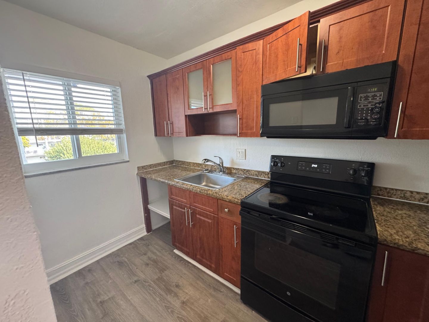 Fort Lauderdale Apartment: 1400 NE 56th Street