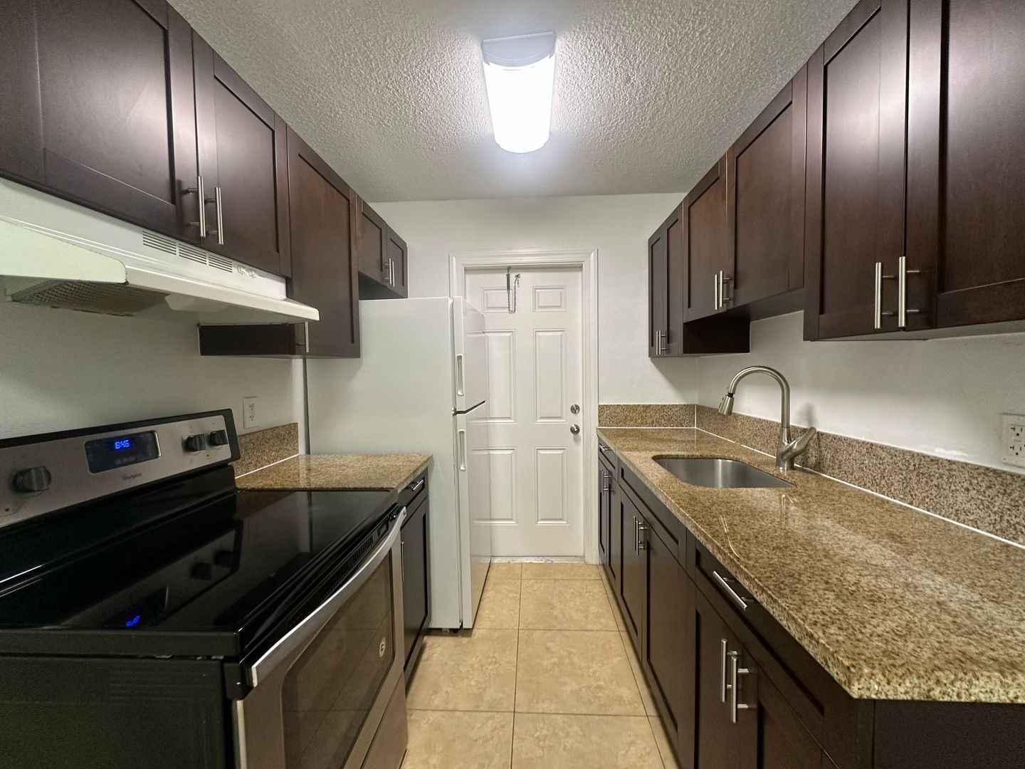 Pompano Beach Apartment: 2900 NE 17th Ave