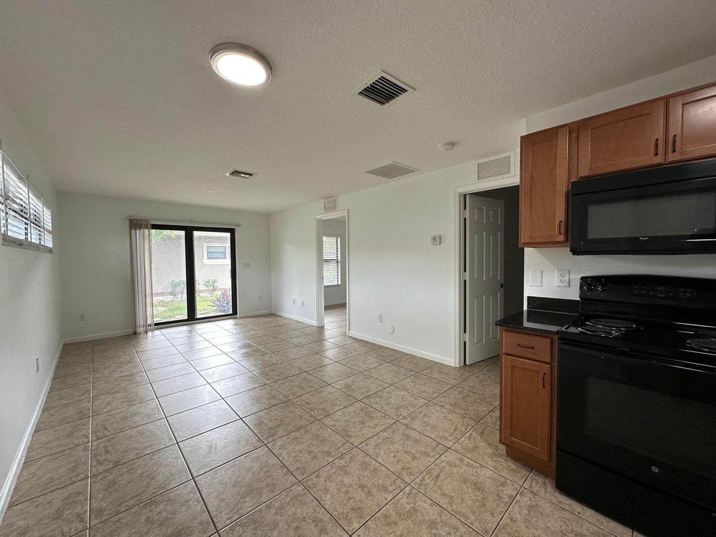 Fort Lauderdale Apartment: 1045 NE 10th Ave