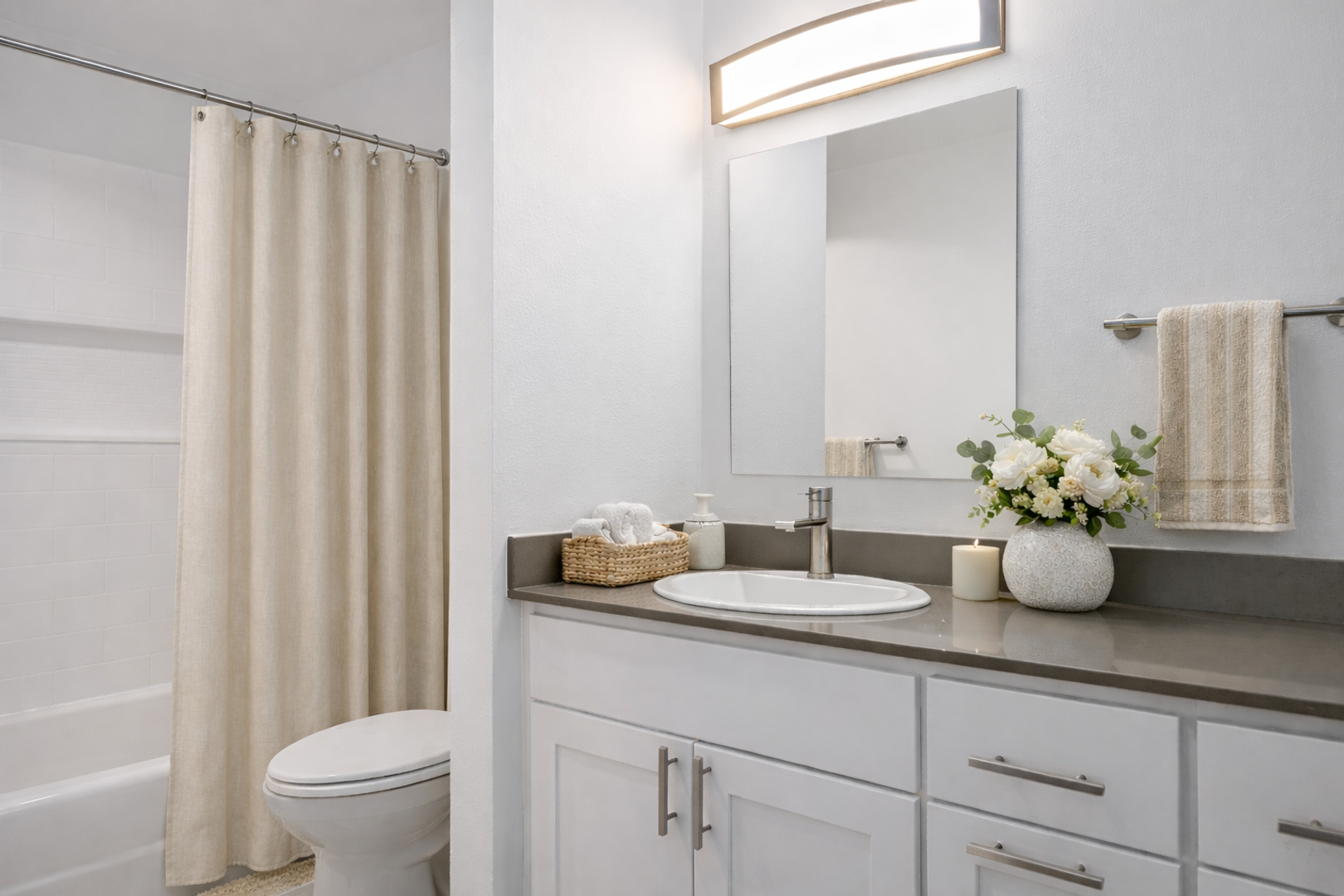 Everett Apartment: 1031 75th St SE