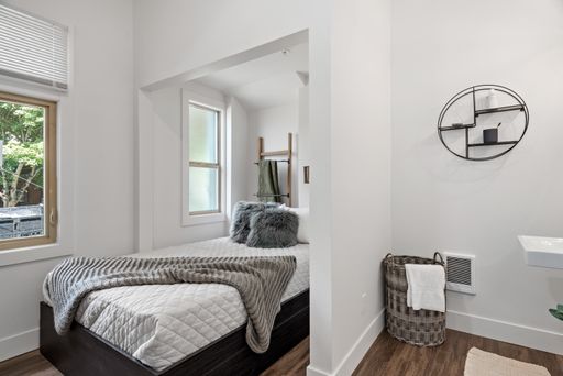 Private Room in Friendly Housing Community | Roost on 17th – photo 1