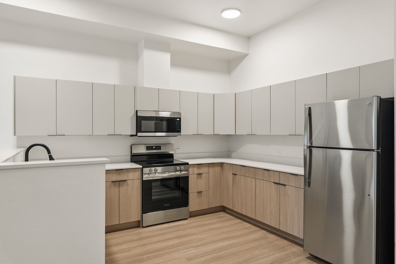 Seattle Apartment: 103 Vine St